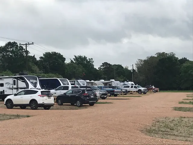 The Crossroads at 290 RV Park Picture 7