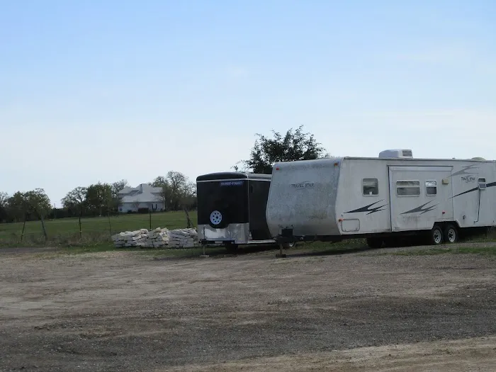 Hwy 21 RV Park and Storage Picture 3