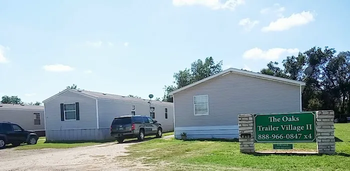 The Oaks Trailer Village Mobile Home Park Picture 2