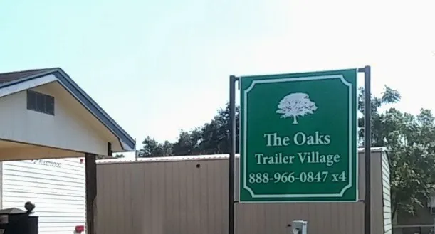 The Oaks Trailer Village Mobile Home Park Picture 4