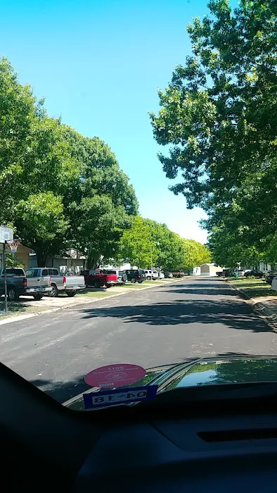 Country Aire Mobile Home Park Picture 3