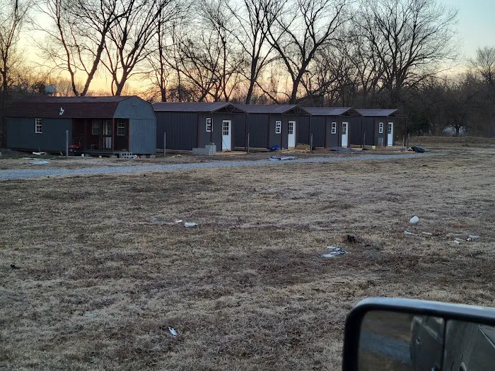 Raceway Rv and Cabins Picture 7