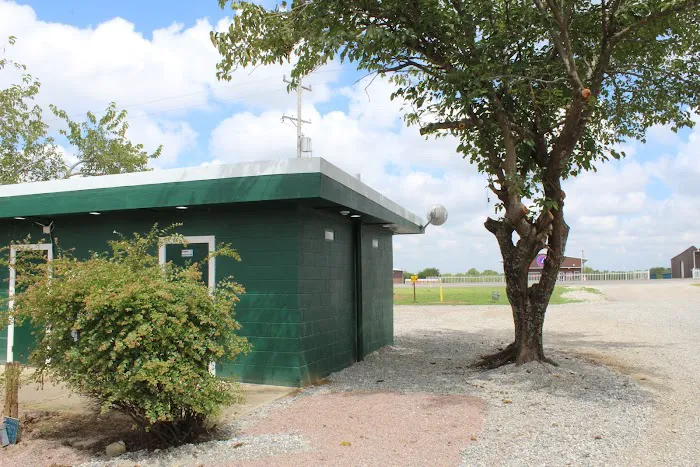 Sticklers RV Park Picture 8