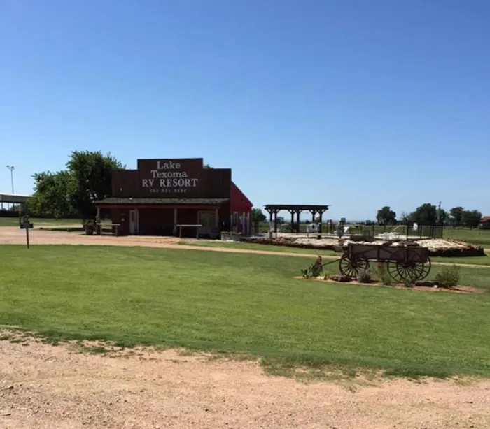 Lake Texoma RV Resort Picture 2