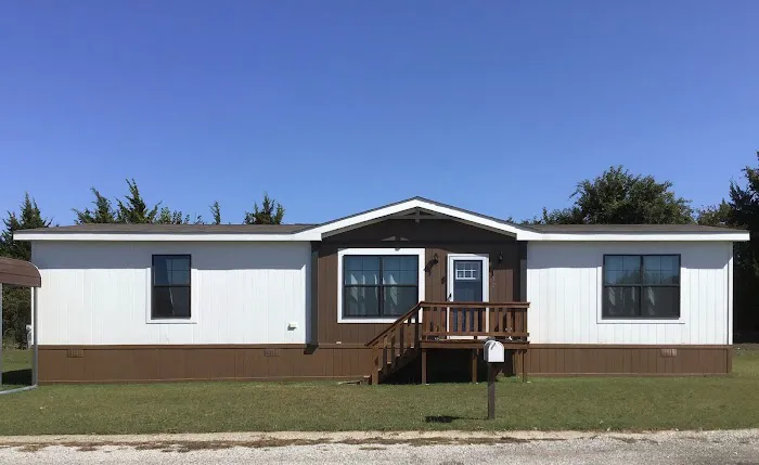 Knollwood Village Mobile Home Park Picture 10