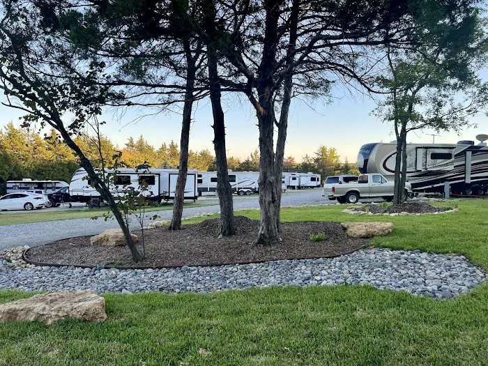 Fossil Ridge RV Park Picture 3