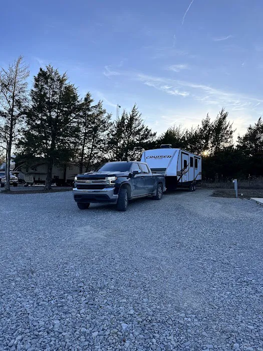 Fossil Ridge RV Park Picture 1