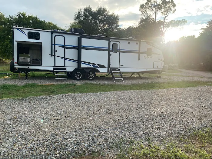 Texoma 5 RV Park Picture 2