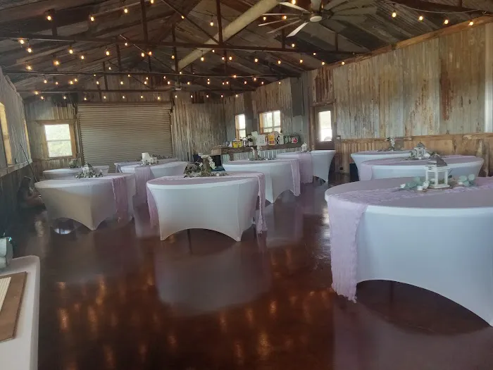 Split Tail Ranch Picture 3