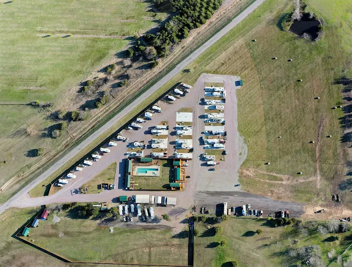 Do Drop Inn RV Resort and Cabins Picture 9