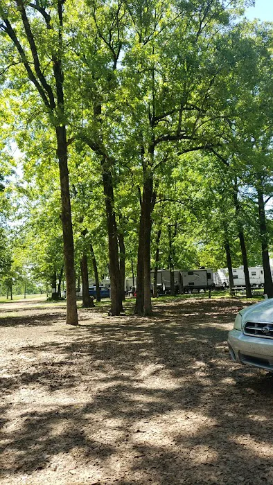 Carter's RV Park Picture 3