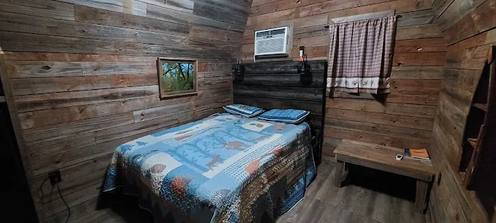 Coffey Creek Cabin Picture 1