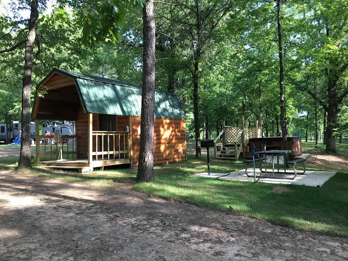 Coffey Creek Cabin Picture 9