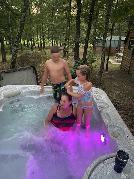 Coffey Creek Cabin Picture 10