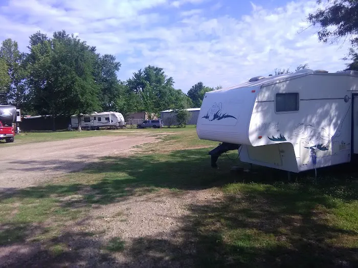 Antlers RV Park Picture 8