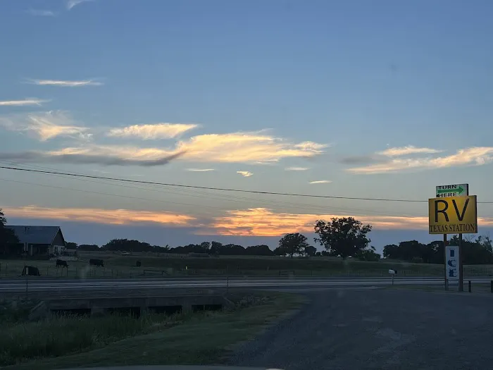 Texas Station RV Park Picture 3