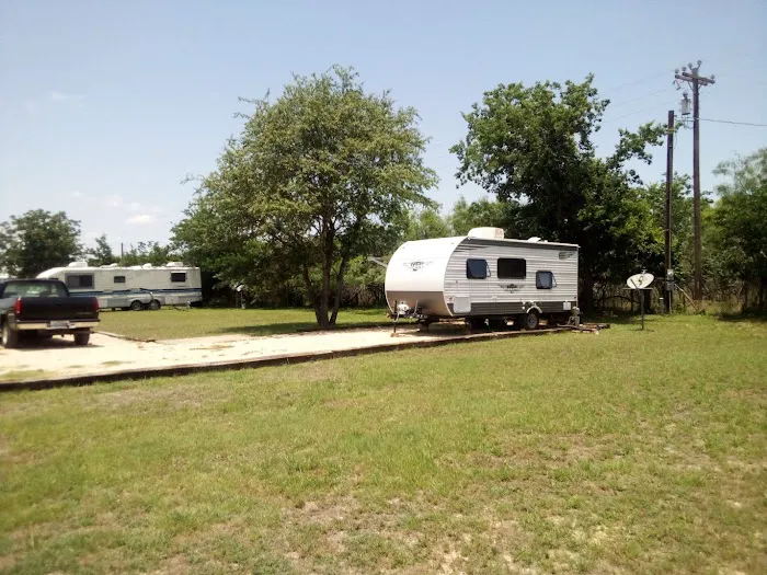 Thorp Travel Trailer Park Picture 5
