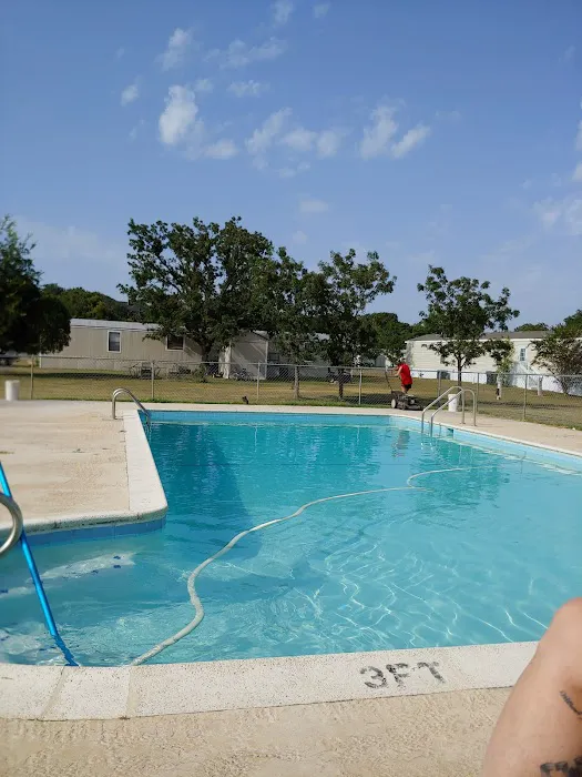 Pecan Village Mobile Home Comm Picture 5