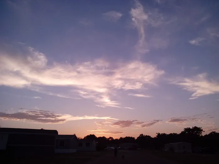 Pecan Village Mobile Home Comm Picture 7