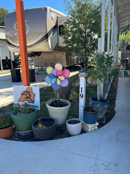 Aledo Acres RV Park Picture 6