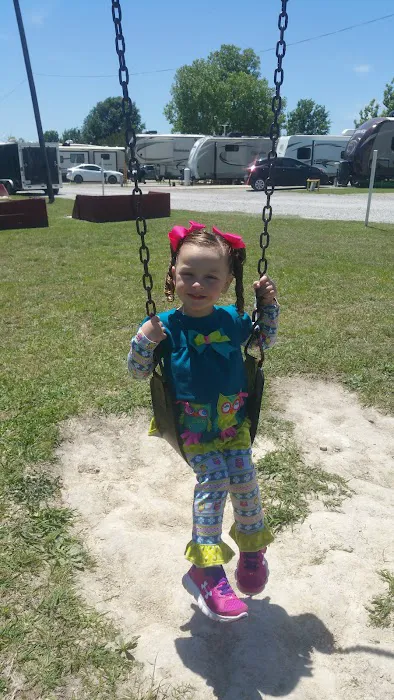 Cowtown RV Park Picture 10