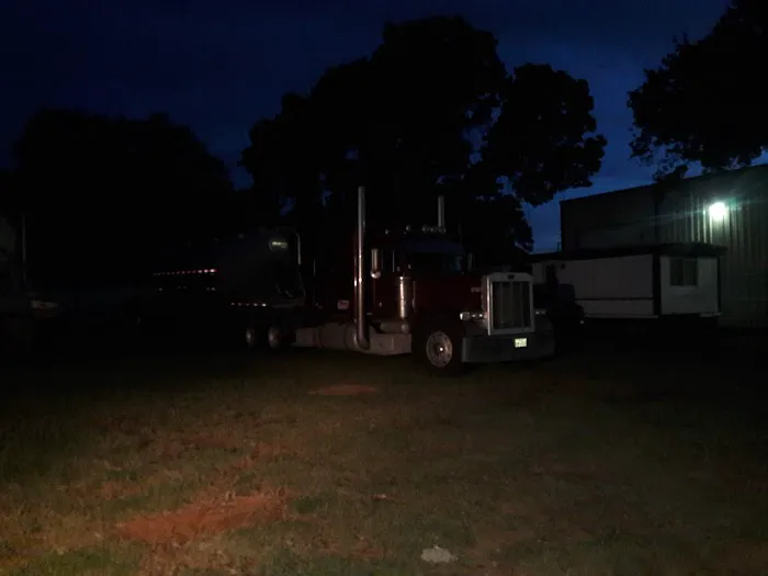 RV PARK FORT WORTH Picture 2