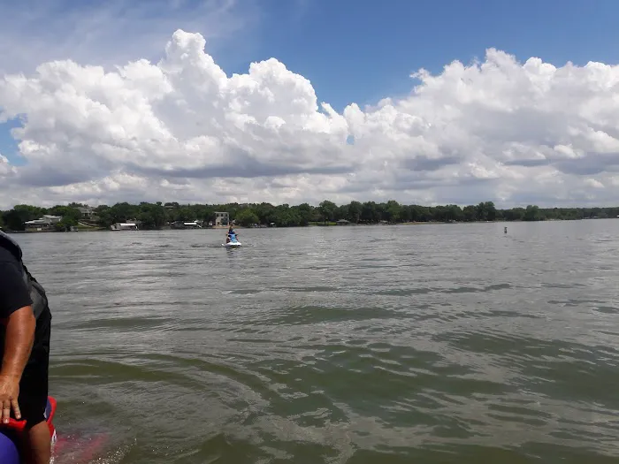 RV PARK FORT WORTH Picture 1