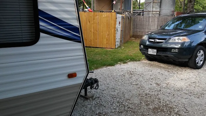 Hilltop Mobile Home Park Picture 4