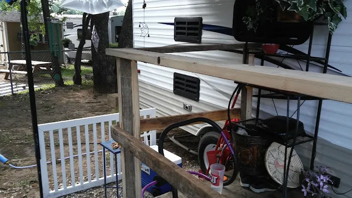 Hilltop Mobile Home Park Picture 7