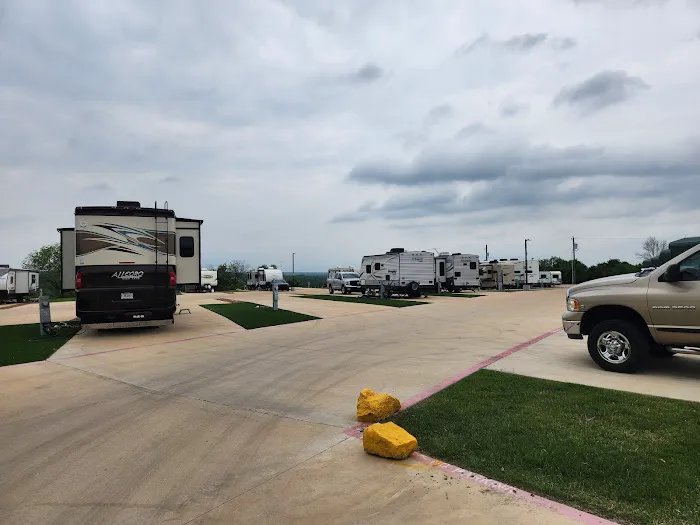 Silver Creek RV Resort TX Picture 1