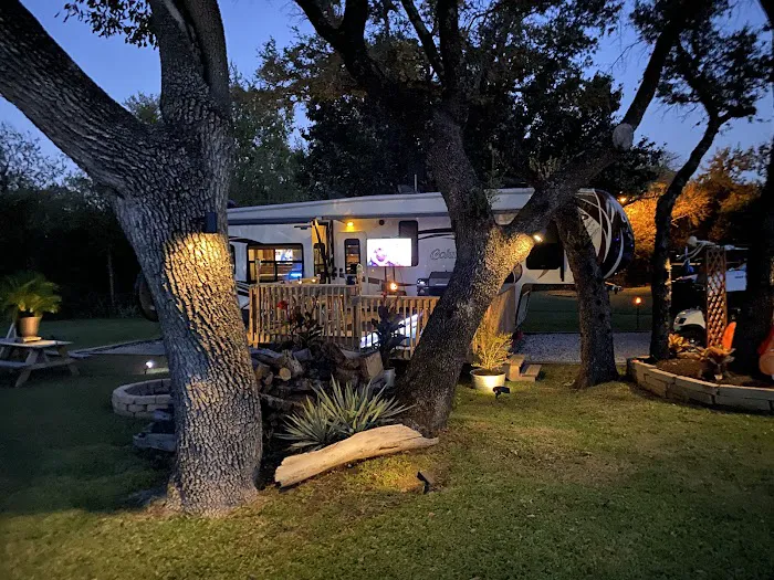 Silver Creek RV Resort TX Picture 8