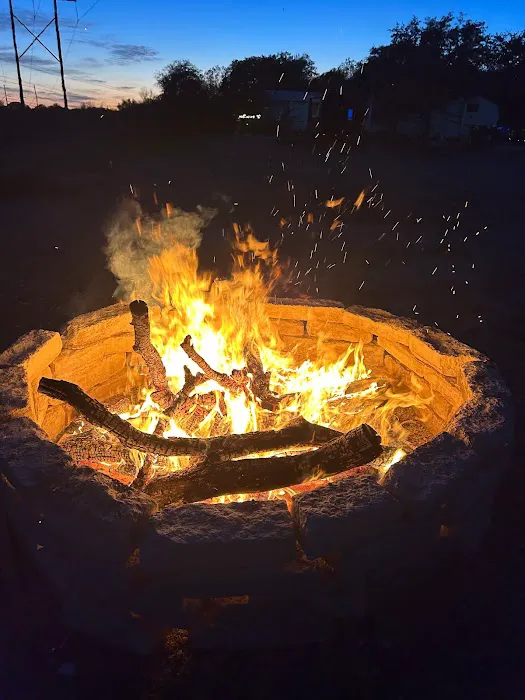 Eagles Resorts RV park - Affordable RV Storage Fort Worth TX, RV Camping Park, RV Park, RV Storage Park Picture 1