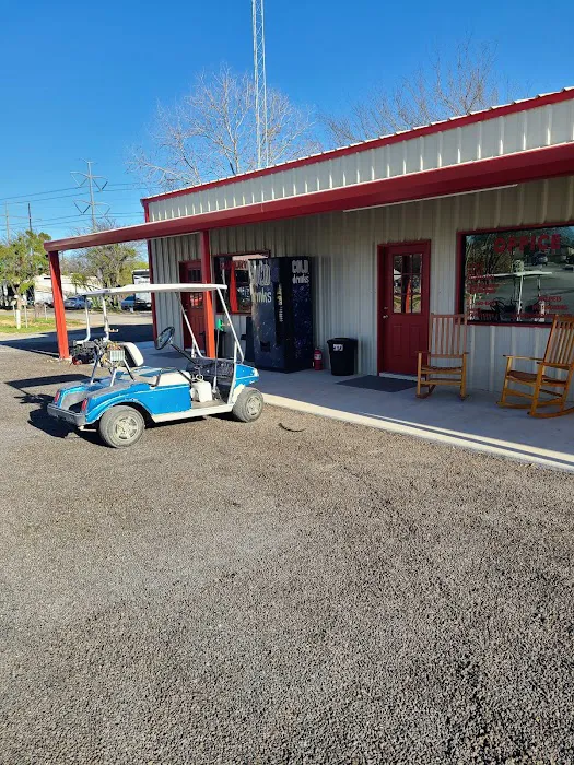 Eagles Resorts RV park - Affordable RV Storage Fort Worth TX, RV Camping Park, RV Park, RV Storage Park Picture 6