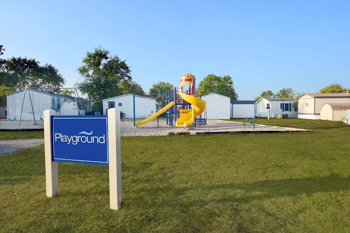 Creekside Manufactured Home Community Picture 8