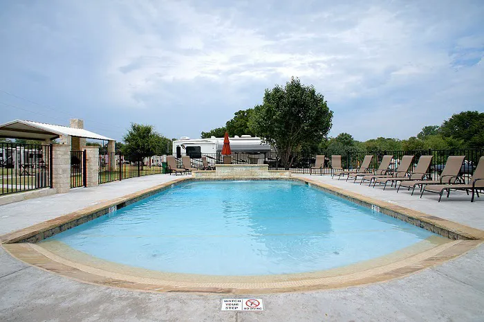 Northlake Village RV Park Picture 1