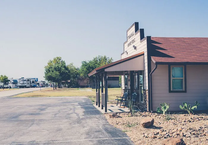 Corral City RV Park Picture 10