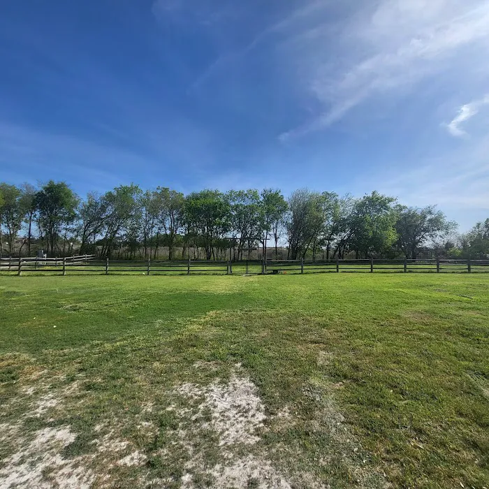 Hooves N Wheels RV Park Picture 3