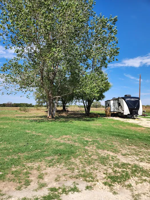 RAINBOW VILLAGE IN RAINBOW TEXAS Picture 7