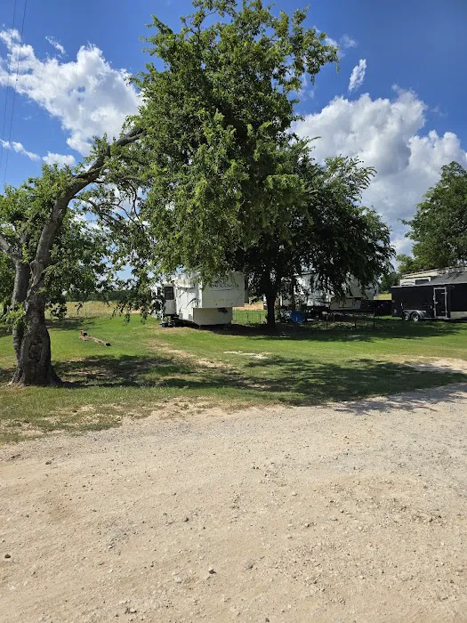 RAINBOW VILLAGE IN RAINBOW TEXAS Picture 4