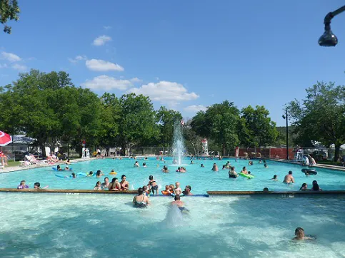 Oakdale Park Picture 2