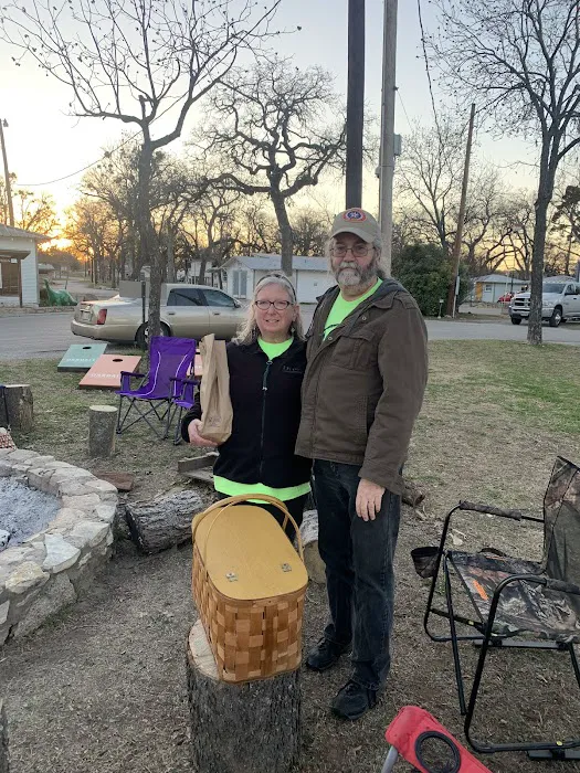 Oakdale Park Picture 3