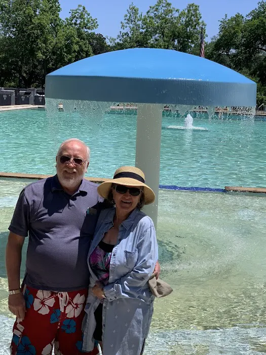 Oakdale Park Picture 1