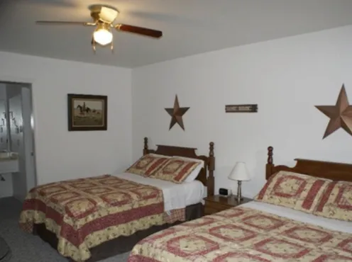 Midway Pines RV Park Picture 5