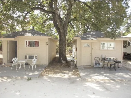 Midway Pines RV Park Picture 7