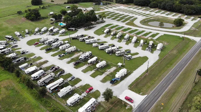 Waggin' Tail Ranch RV Resort Picture 9