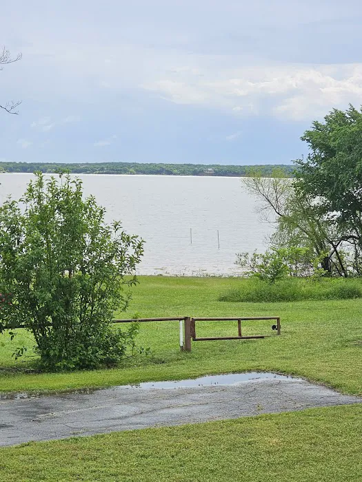 The Shores Mobile Home Park Picture 4