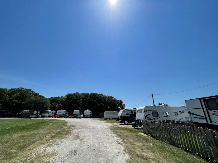 Silver Fox RV Park Picture 5