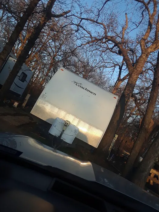 Silver Fox RV Park Picture 3