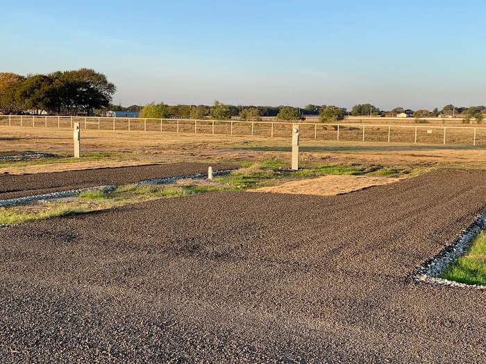 Lake Ray Roberts RV Park Picture 1