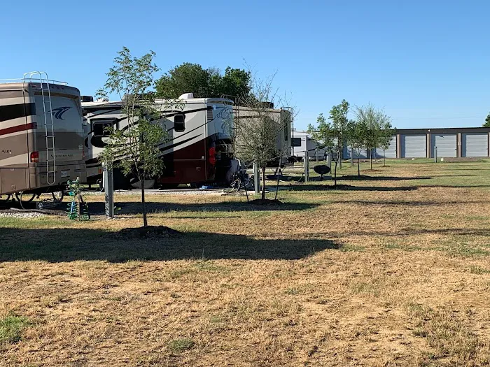 Lake Ray Roberts RV Park Picture 10